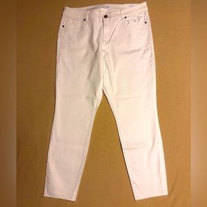 Women’s Loft Curvy Skinny Crop Jeans; raw hem; size 14